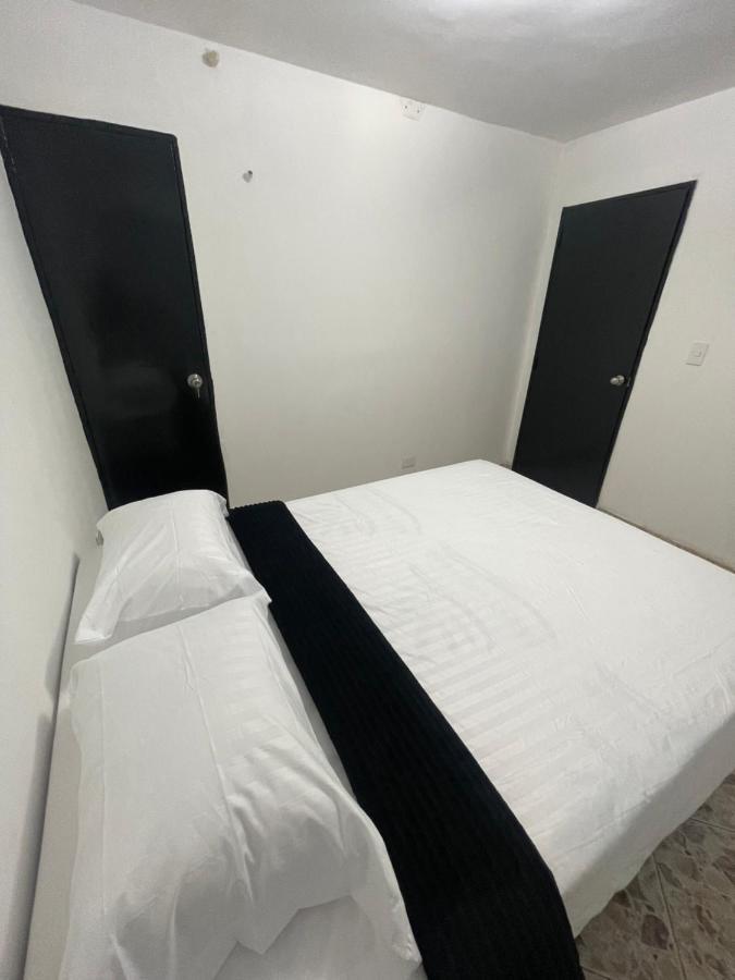 Hotel De Leon Estadio メデジン エクステリア 写真