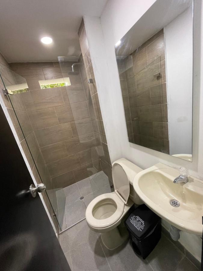 Hotel De Leon Estadio メデジン エクステリア 写真