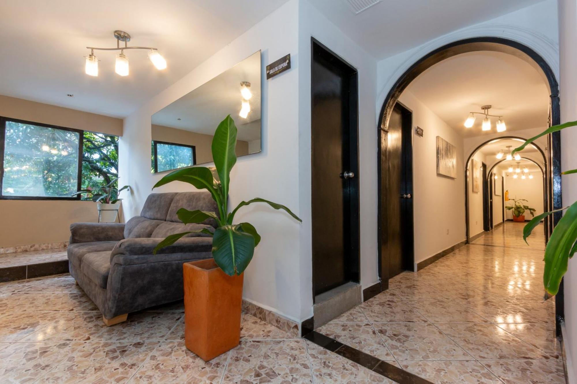 Hotel De Leon Estadio メデジン エクステリア 写真
