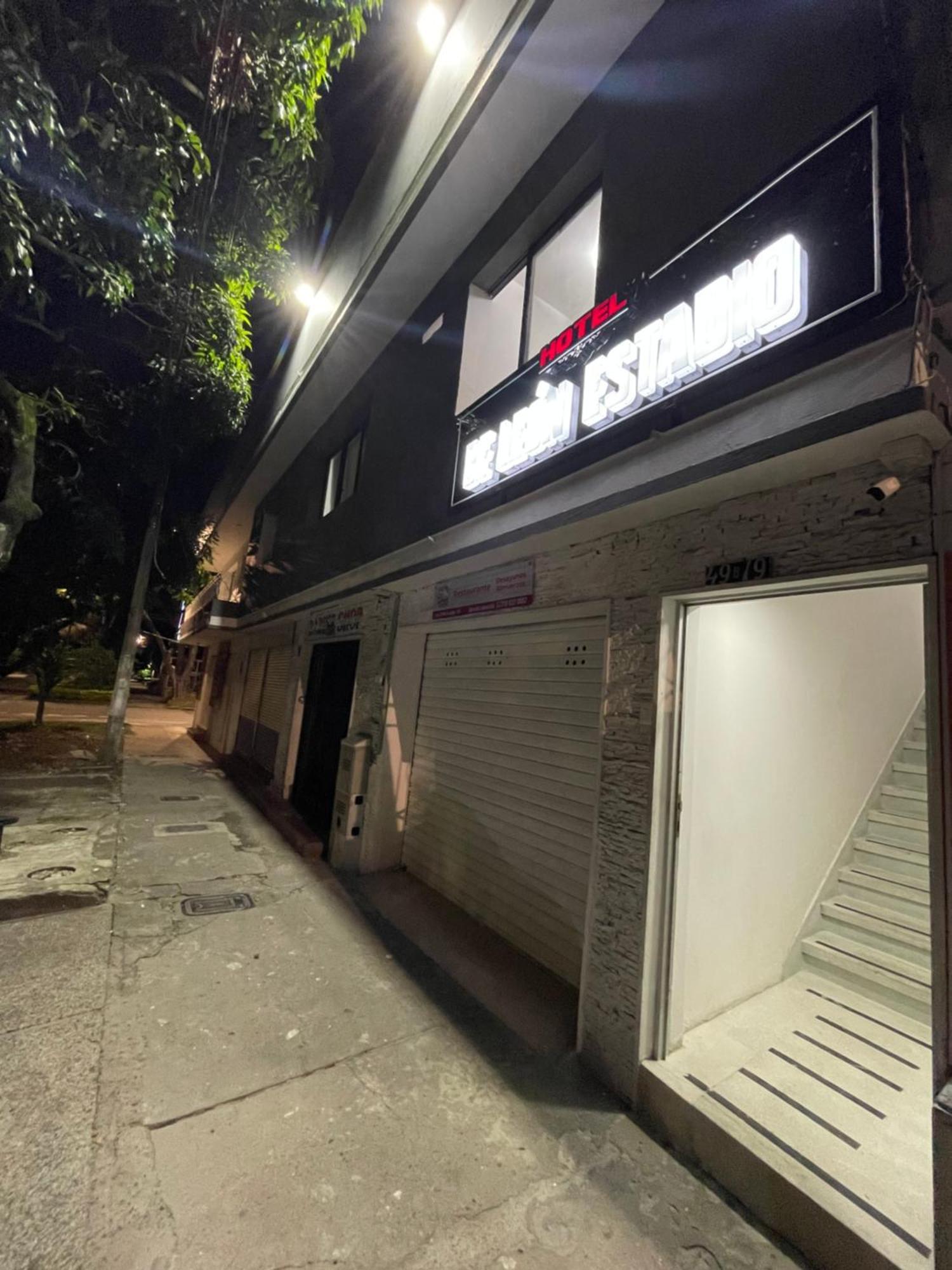 Hotel De Leon Estadio メデジン エクステリア 写真